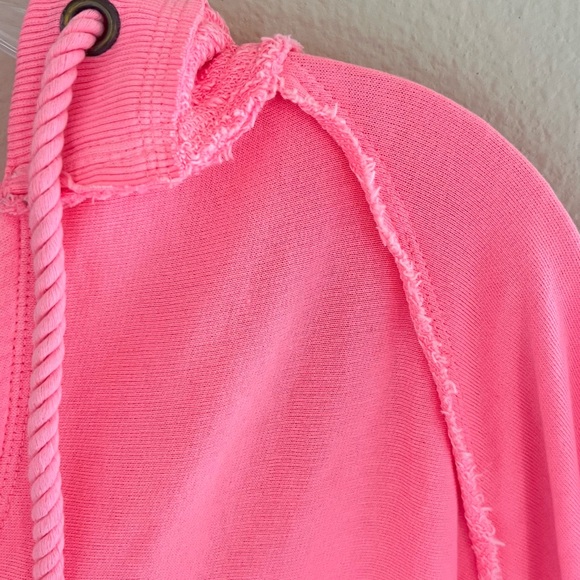 Free People We The Free So Fresh Pink Boho Frayed Shirt Kimono Hoodie M/L - Picture 11 of 16
